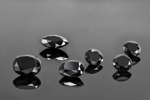 A mix of LEIBISH black diamonds